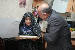 از سرکشی به خانواده معظم شهدا تا بوسه بر چادر مادر شهید